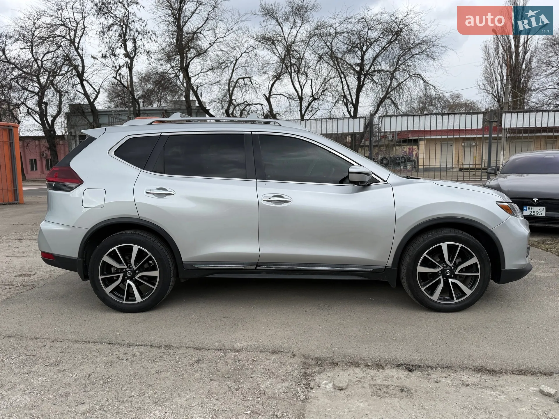 2019 Nissan Rogue - мініатюра 16