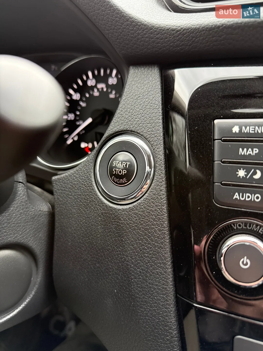 2019 Nissan Rogue - мініатюра 28