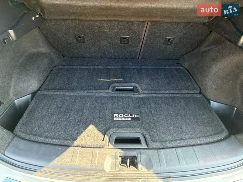 Внедорожник / Кроссовер Nissan Rogue 2017 в Одессе