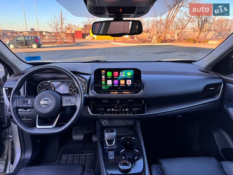 Внедорожник / Кроссовер Nissan Rogue 2021 в Киеве