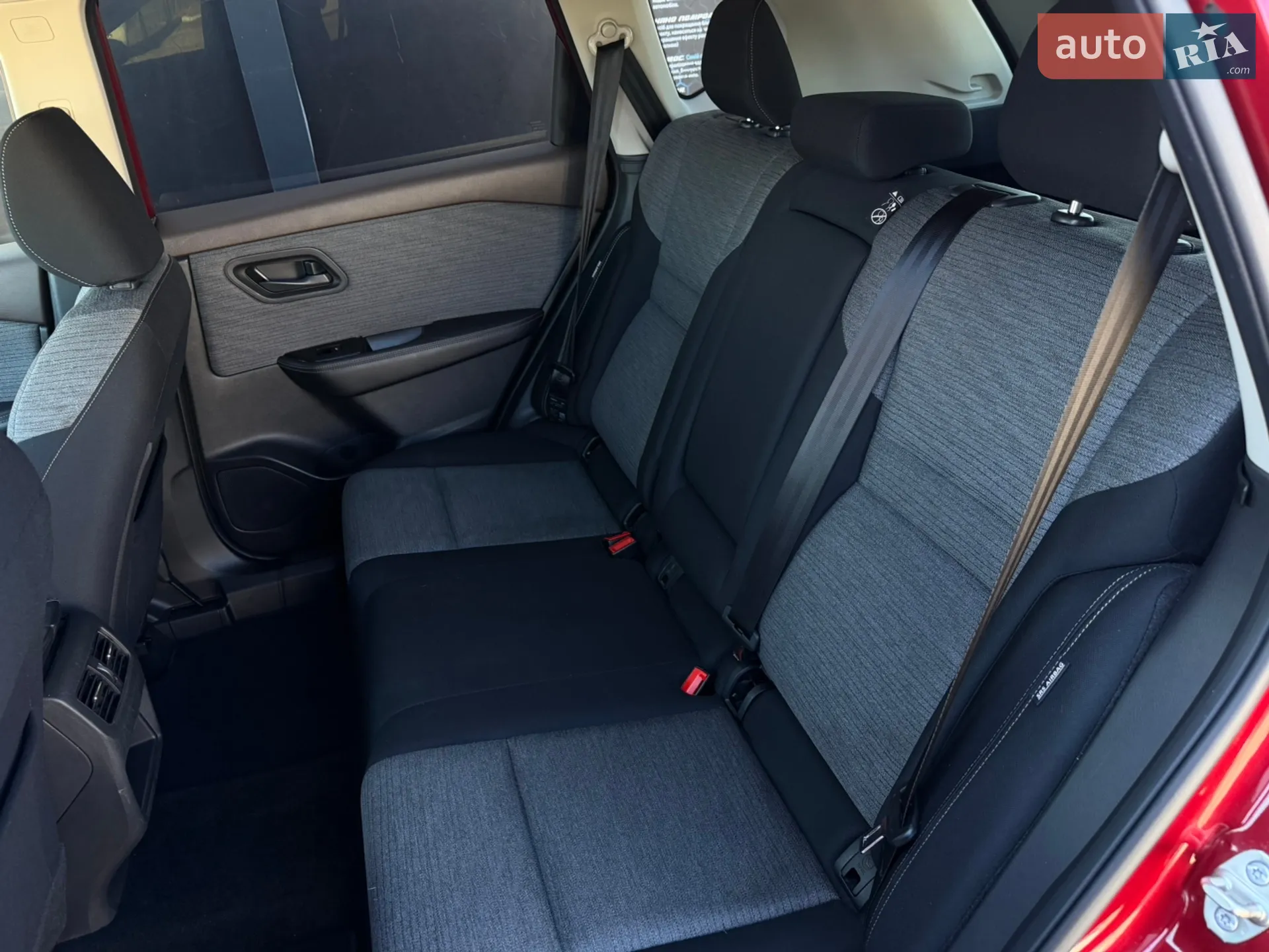 2021 Nissan Rogue - мініатюра 11