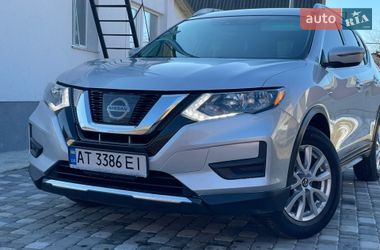 Внедорожник / Кроссовер Nissan Rogue 2017 в Лубнах