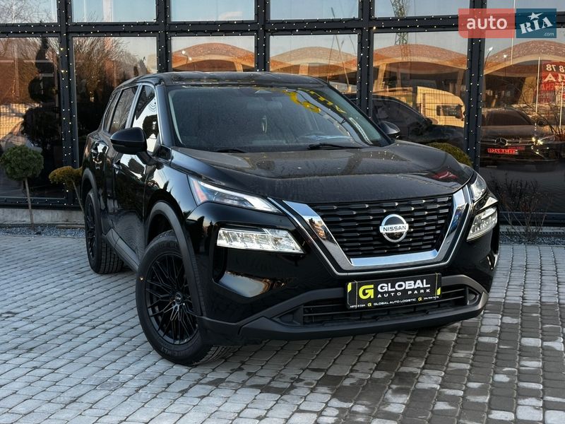 Внедорожник / Кроссовер Nissan Rogue 2022 в Львове