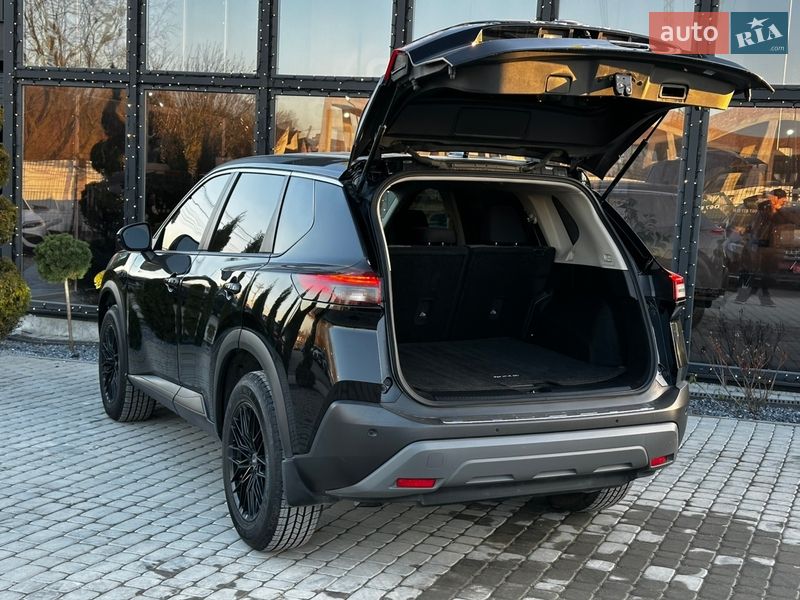 Внедорожник / Кроссовер Nissan Rogue 2022 в Львове