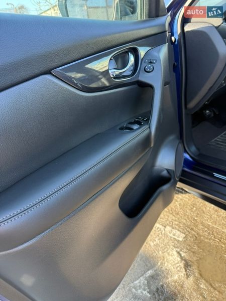 Внедорожник / Кроссовер Nissan Rogue 2018 в Белой Церкви