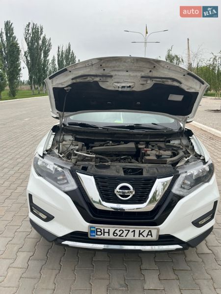 Внедорожник / Кроссовер Nissan Rogue 2016 в Измаиле