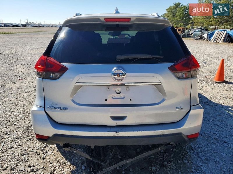 Внедорожник / Кроссовер Nissan Rogue 2018 в Львове