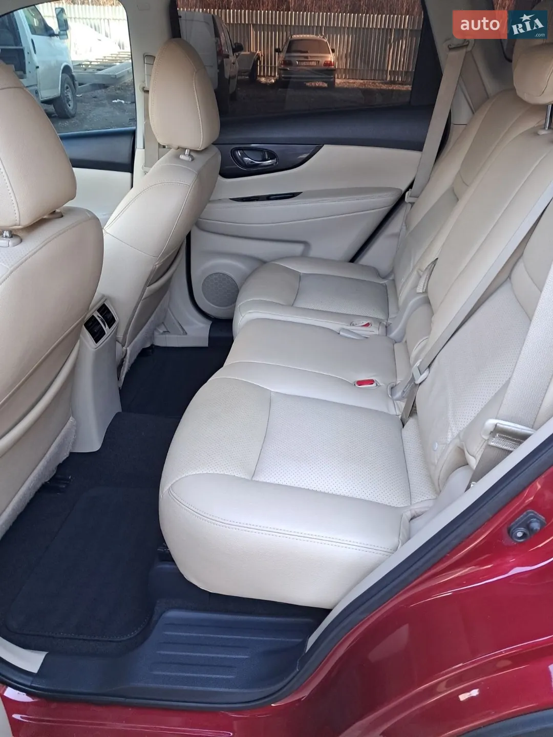 2018 Nissan Rogue - мініатюра 12