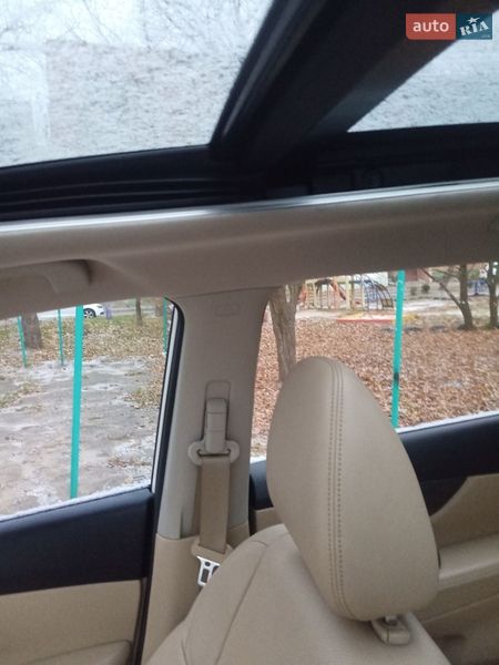 Внедорожник / Кроссовер Nissan Rogue 2014 в Сумах