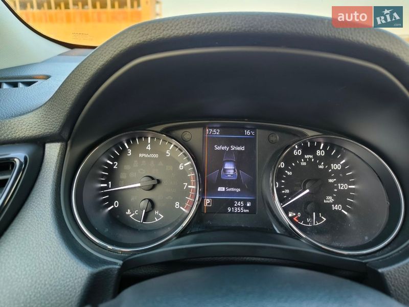 Внедорожник / Кроссовер Nissan Rogue 2018 в Львове