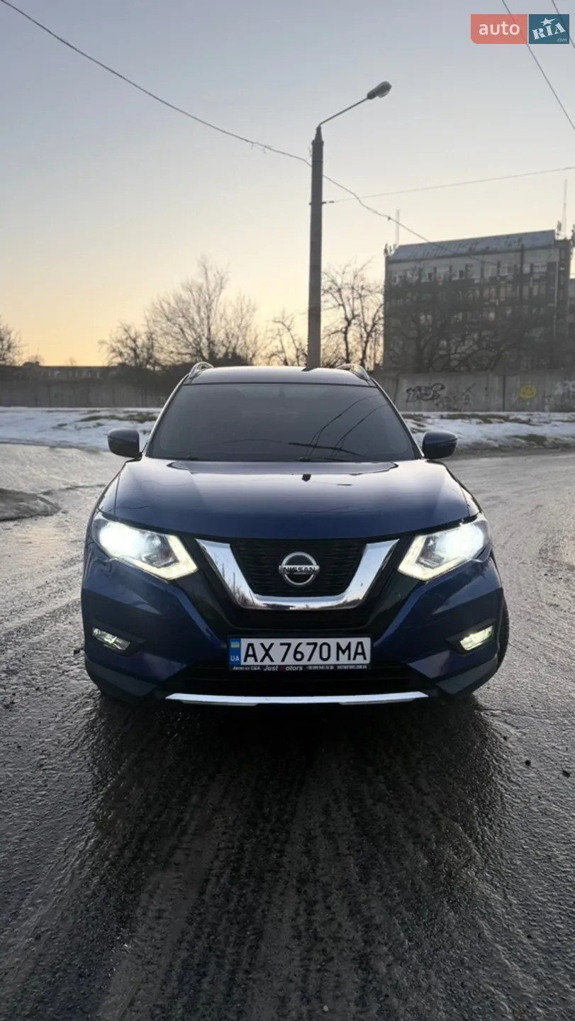 2017 Nissan Rogue - фото 1