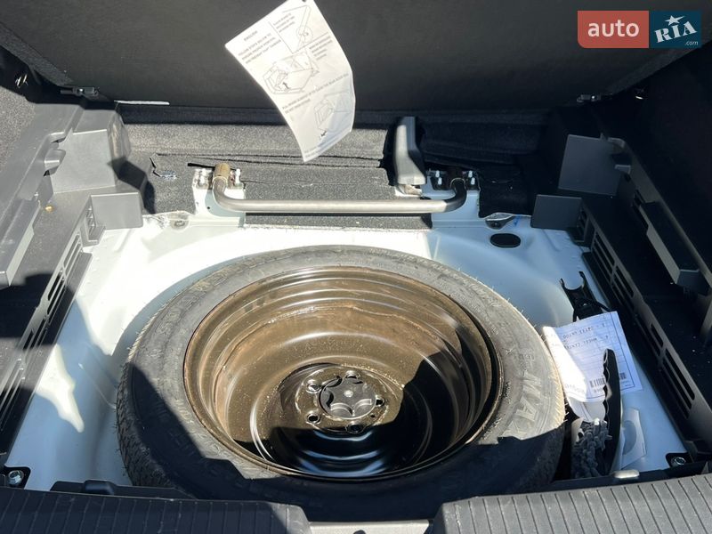 Внедорожник / Кроссовер Nissan Rogue 2023 в Житомире