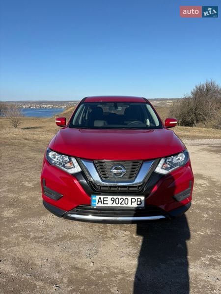 Позашляховик / Кросовер Nissan Rogue 2016 в Дніпрі