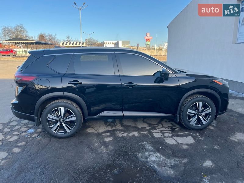 Внедорожник / Кроссовер Nissan Rogue 2024 в Полтаве