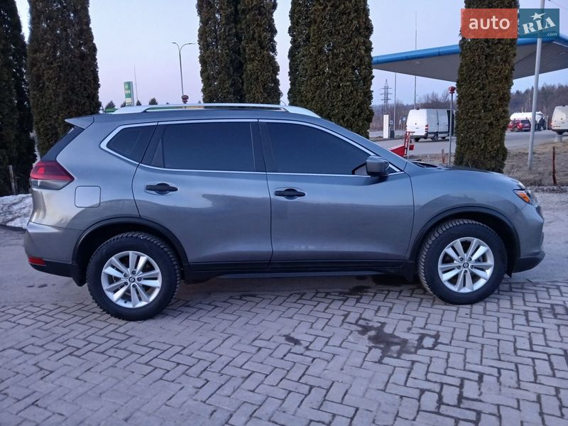 Внедорожник / Кроссовер Nissan Rogue 2018 в Кременце