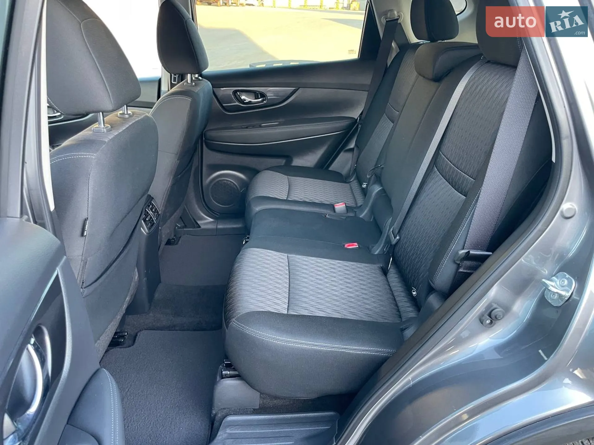 2017 Nissan Rogue - мініатюра 15