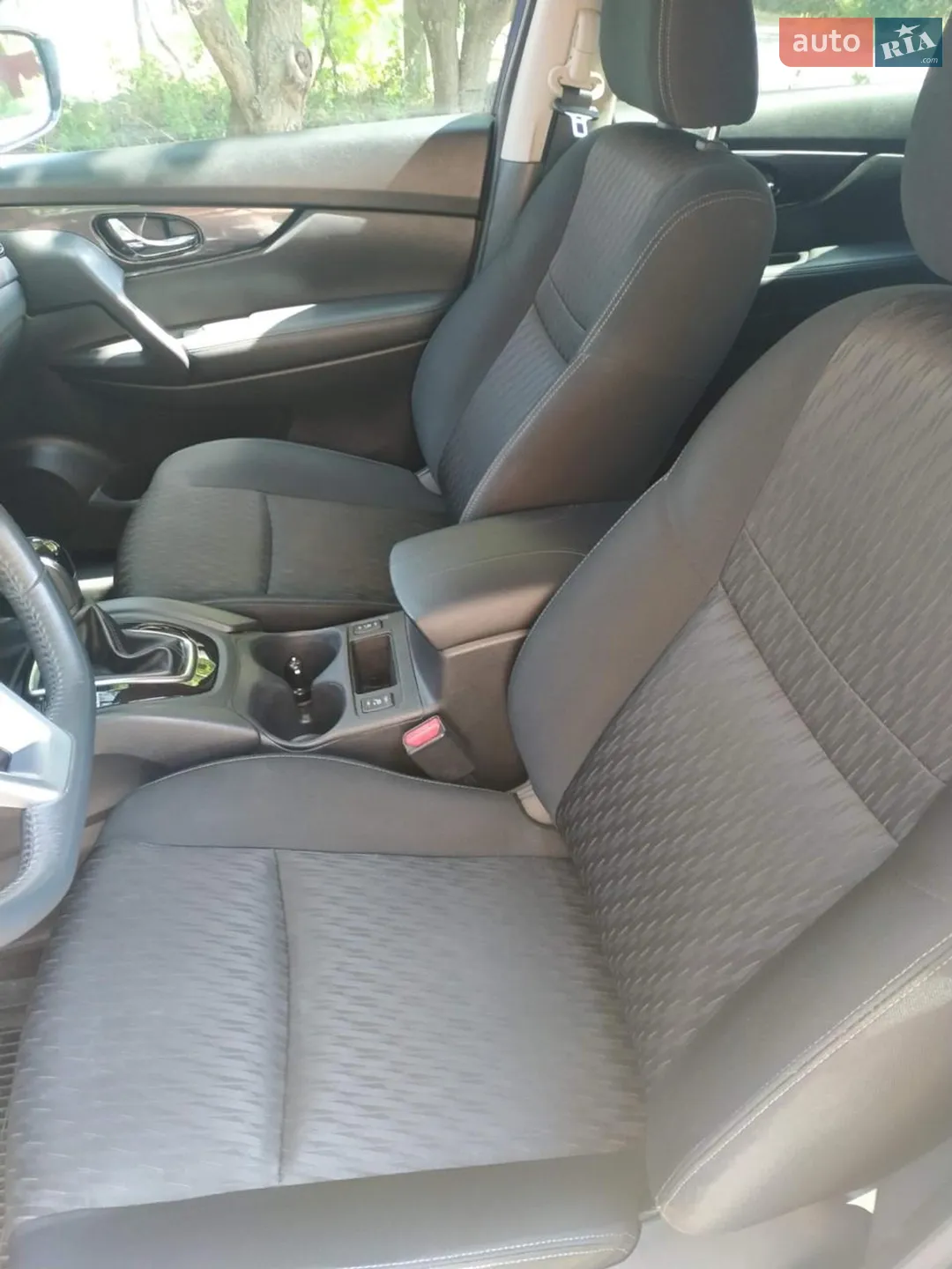2017 Nissan Rogue - мініатюра 8