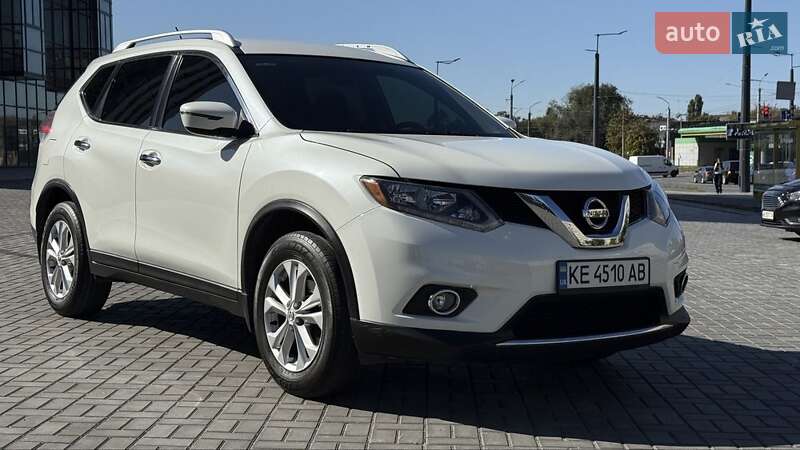 Внедорожник / Кроссовер Nissan Rogue 2016 в Днепре