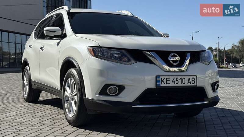 Внедорожник / Кроссовер Nissan Rogue 2016 в Днепре