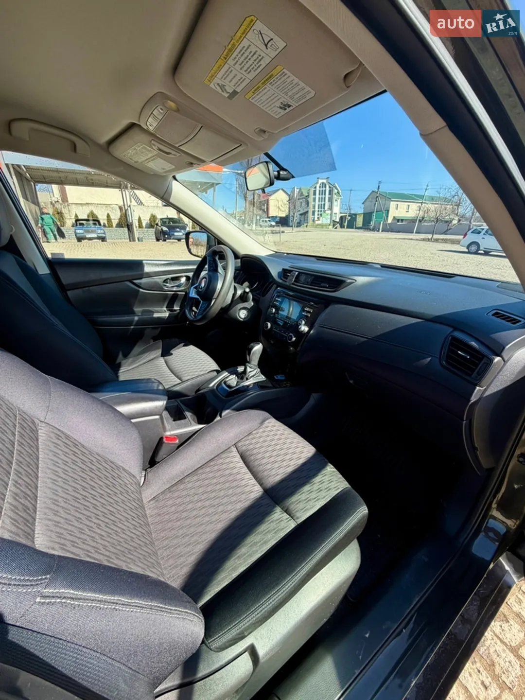 2017 Nissan Rogue - мініатюра 9