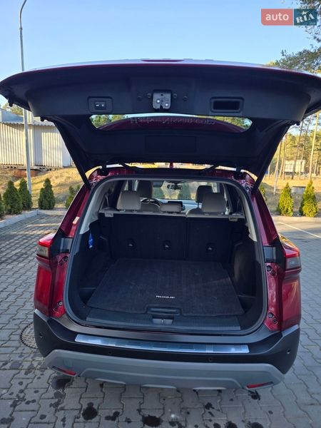 Позашляховик / Кросовер Nissan Rogue 2020 в Маневичах