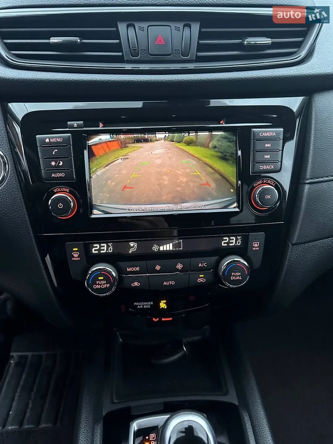 2019 Nissan Rogue - мініатюра 11