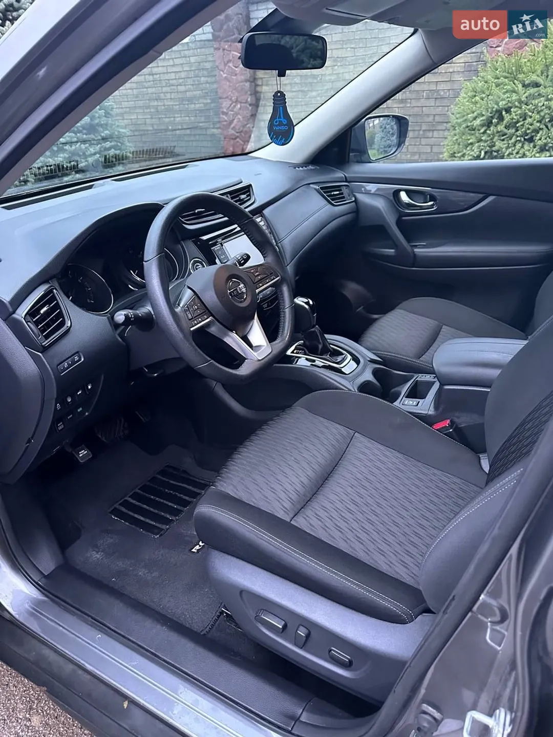 2019 Nissan Rogue - мініатюра 3