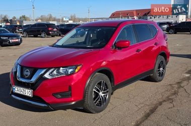 Внедорожник / Кроссовер Nissan Rogue 2017 в Черкассах