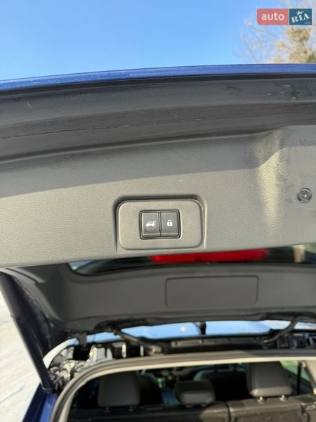 Внедорожник / Кроссовер Nissan Rogue 2023 в Полтаве