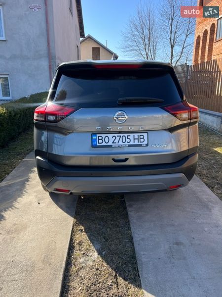 Внедорожник / Кроссовер Nissan Rogue 2021 в Козове