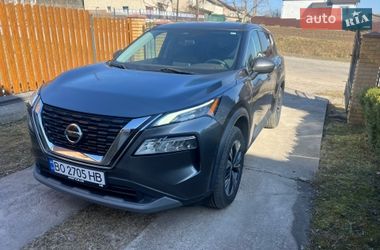 Внедорожник / Кроссовер Nissan Rogue 2021 в Козове