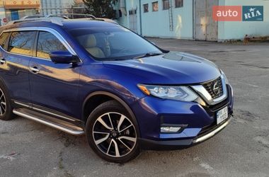 Позашляховик / Кросовер Nissan Rogue 2018 в Миколаєві
