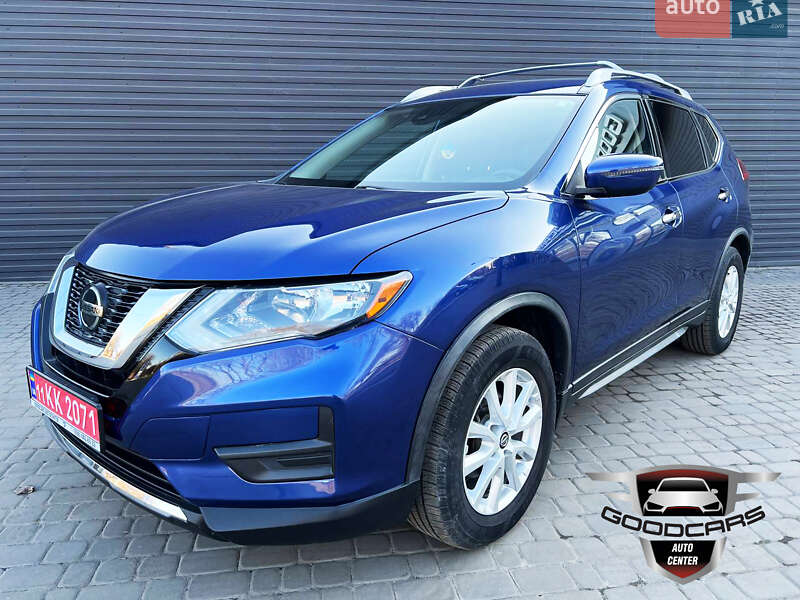 Внедорожник / Кроссовер Nissan Rogue 2018 в Каменском