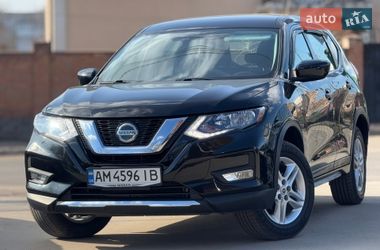 Внедорожник / Кроссовер Nissan Rogue 2018 в Бердичеве