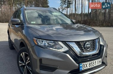Позашляховик / Кросовер Nissan Rogue 2020 в Полонному