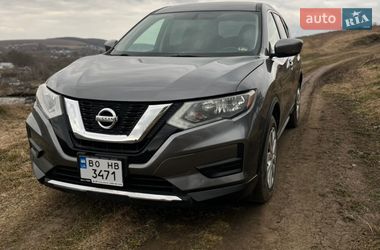 Позашляховик / Кросовер Nissan Rogue 2017 в Тернополі