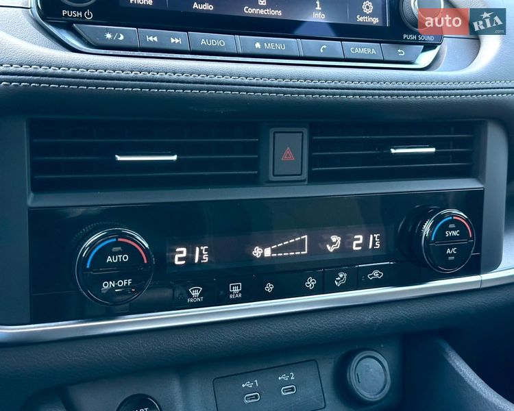 Внедорожник / Кроссовер Nissan Rogue 2024 в Киеве