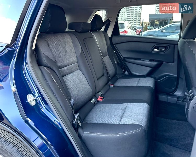 Внедорожник / Кроссовер Nissan Rogue 2024 в Киеве