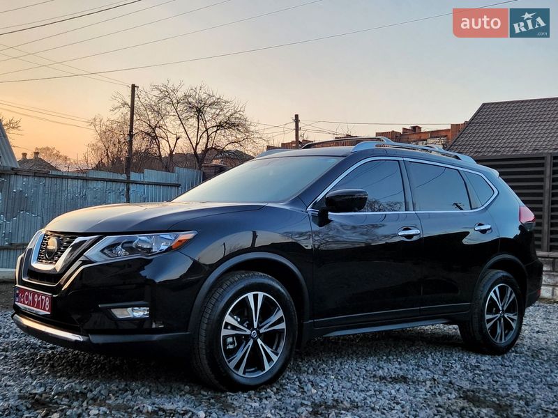 Внедорожник / Кроссовер Nissan Rogue 2019 в Виннице