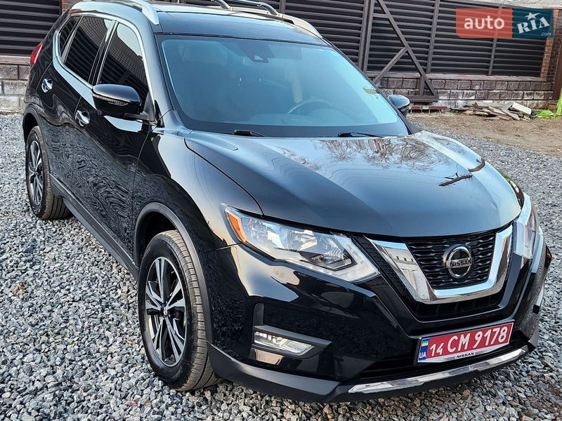 Внедорожник / Кроссовер Nissan Rogue 2019 в Виннице