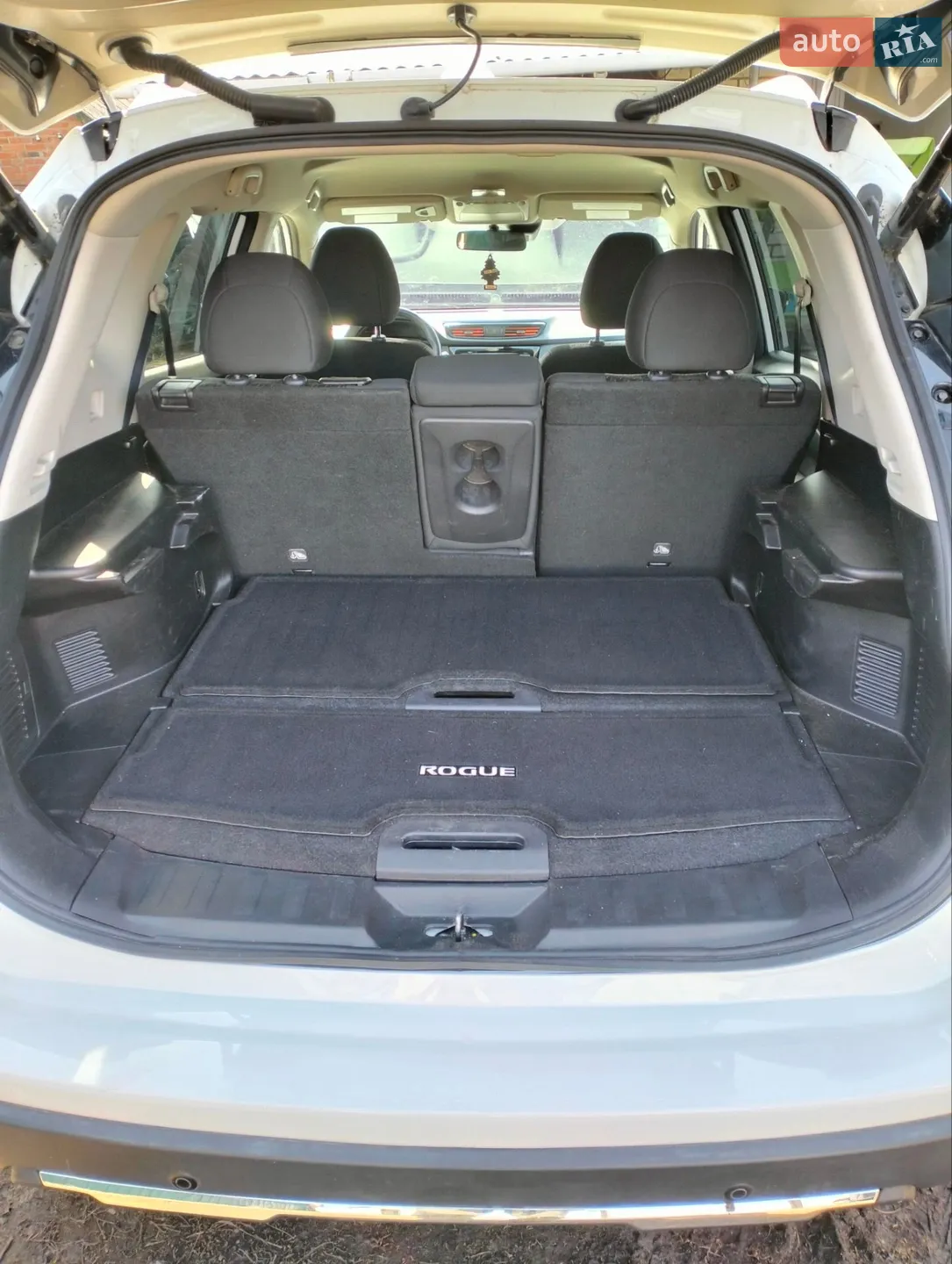 2019 Nissan Rogue - мініатюра 9
