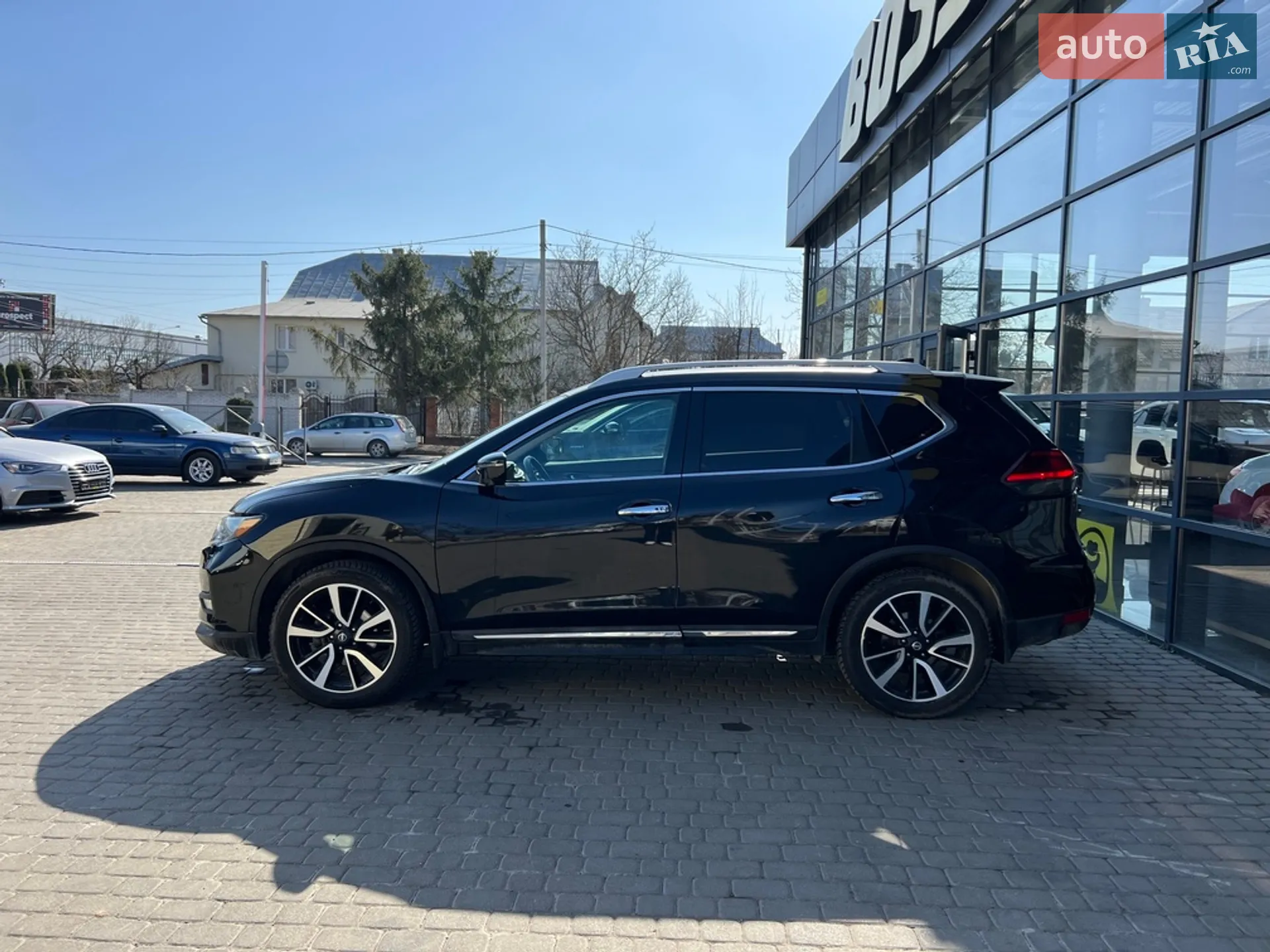 2017 Nissan Rogue - мініатюра 3