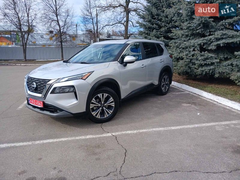 Внедорожник / Кроссовер Nissan Rogue 2023 в Броварах