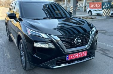 Внедорожник / Кроссовер Nissan Rogue 2021 в Киеве