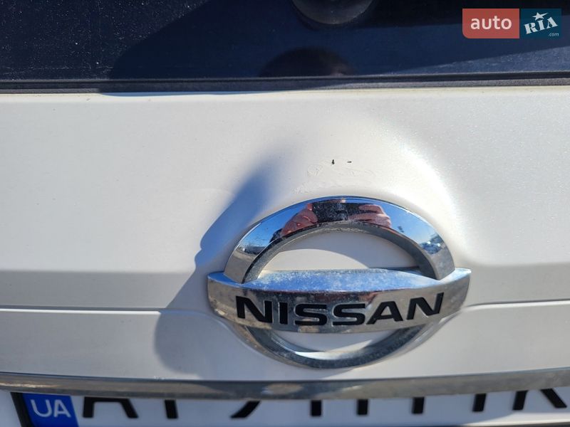 Внедорожник / Кроссовер Nissan Rogue 2015 в Львове