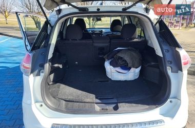 Внедорожник / Кроссовер Nissan Rogue 2015 в Львове