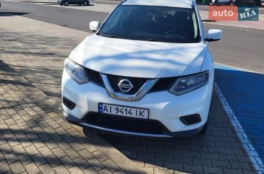 Внедорожник / Кроссовер Nissan Rogue 2015 в Львове