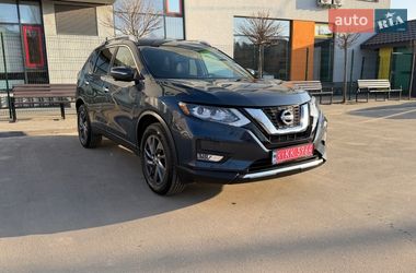 Внедорожник / Кроссовер Nissan Rogue 2014 в Броварах