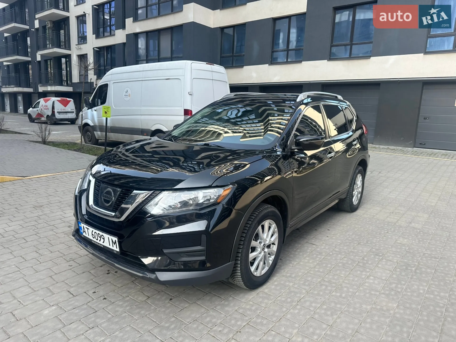 2017 Nissan Rogue - мініатюра 4