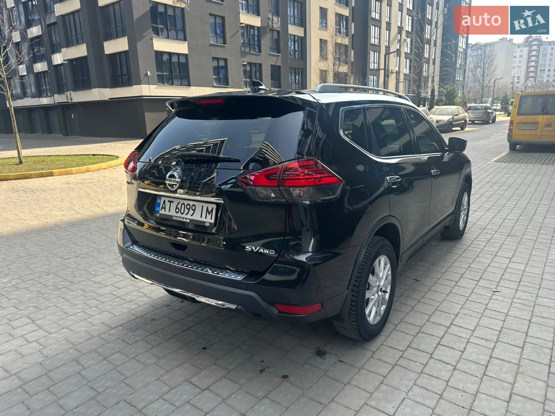 2017 Nissan Rogue - мініатюра 14